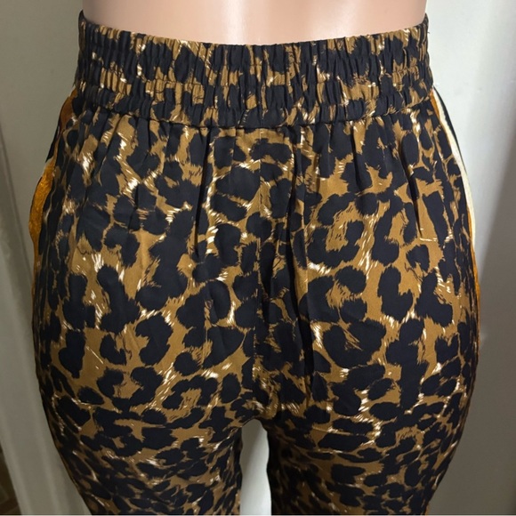KOBI HALPERIN Women’s Aria Side-Stripe Animal-Print Cropped Pants - Picture 9 of 14